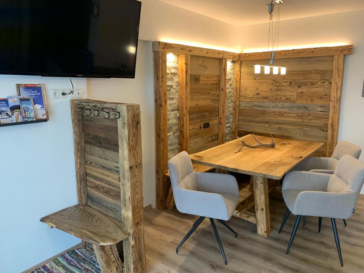 Apart Wexwood Hart im Zillertal Exterior foto